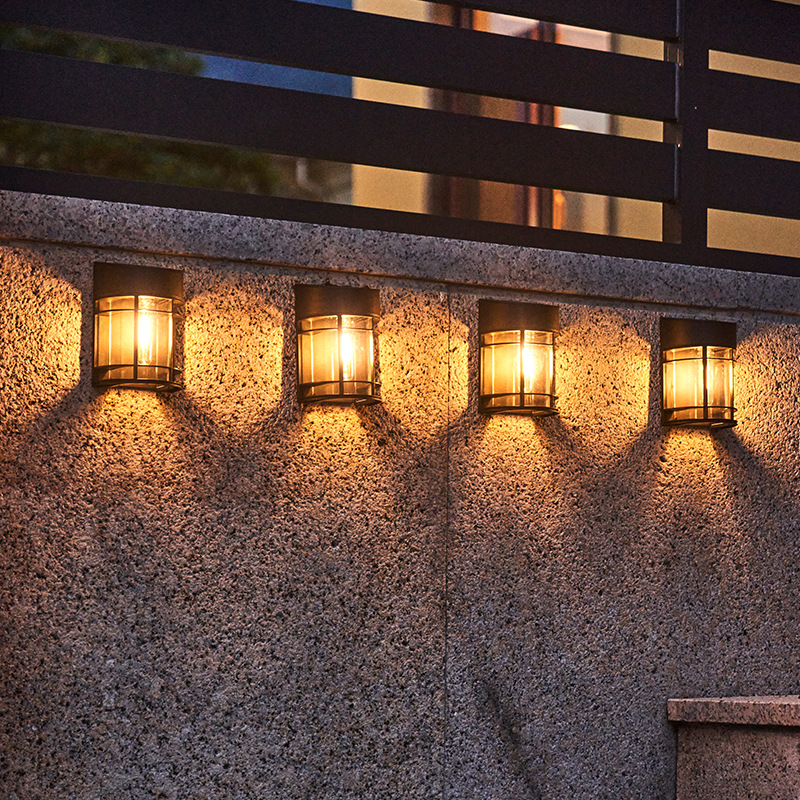 LED Solar Garden Light Outdoor - Smart Garden Fence recension och pris